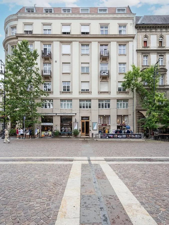 Amora Homes Basilica Monnalisa Luxury 3 Bedrooms Apartment With Amazing View Need Reservation X Free Parking Budapest