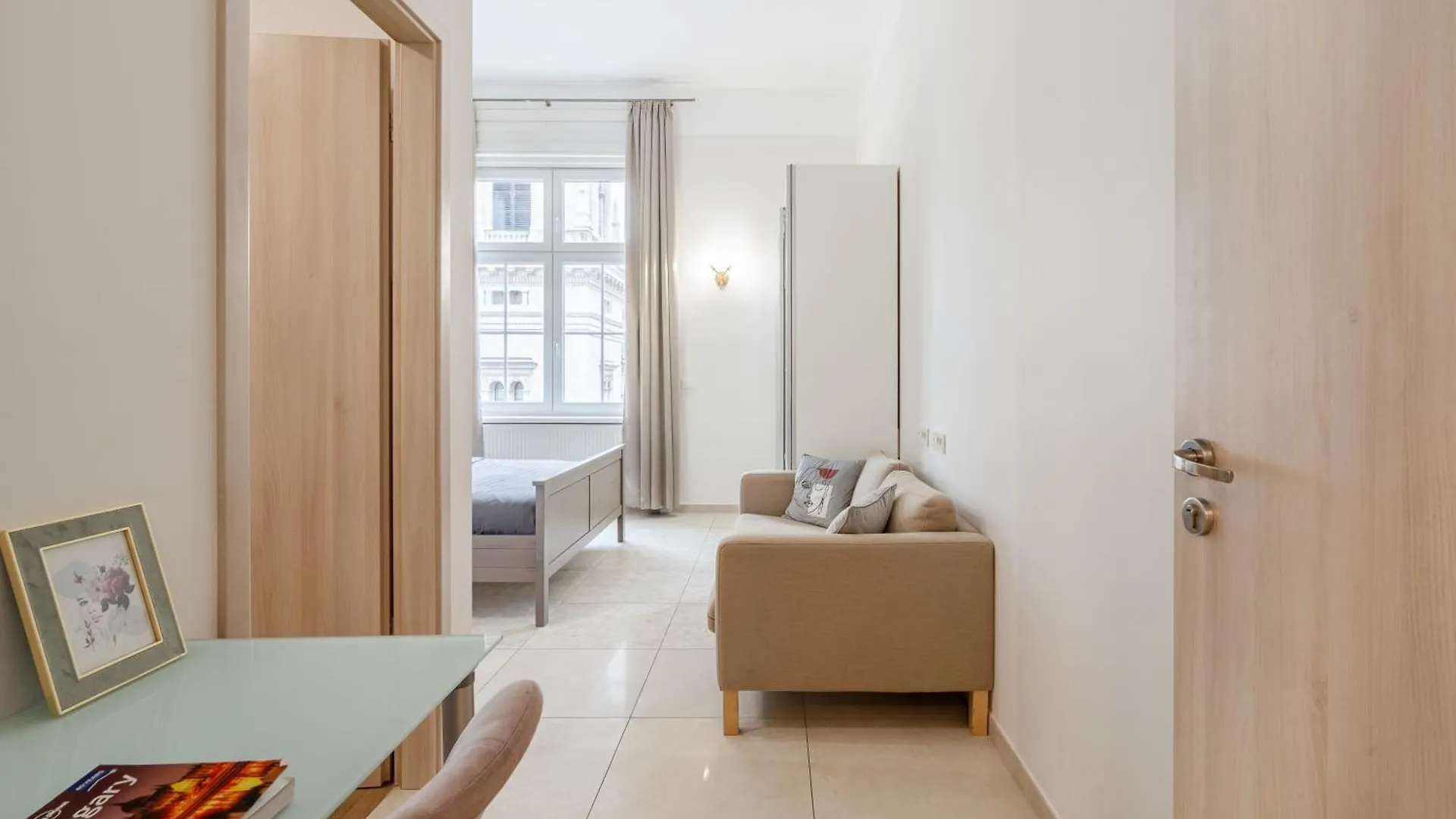 Amora Homes Basilica Monnalisa Luxury 3 Bedrooms Apartment With Amazing View Need Reservation X Free Parking Budapest