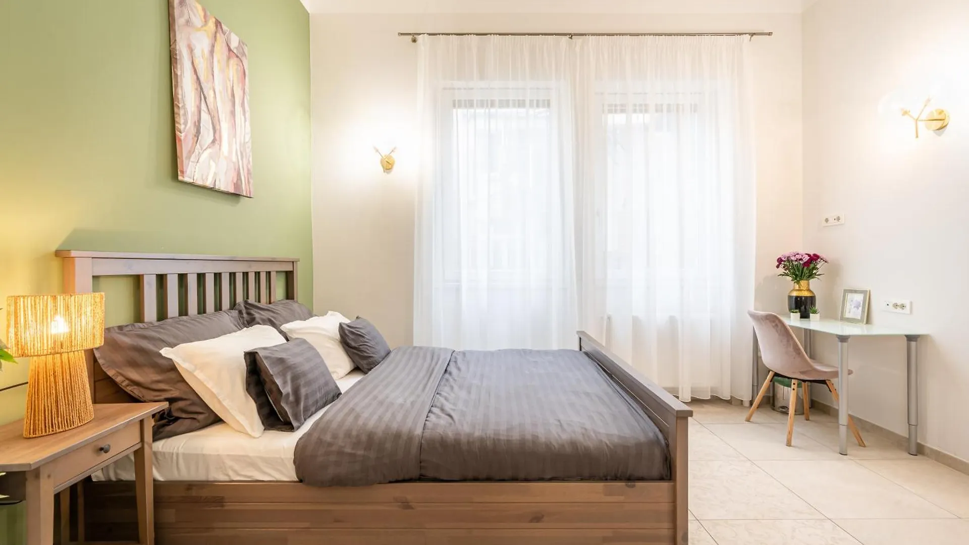 Amora Homes Basilica Monnalisa Luxury 3 Bedrooms Apartment With Amazing View Need Reservation X Free Parking Budapest Ungarn