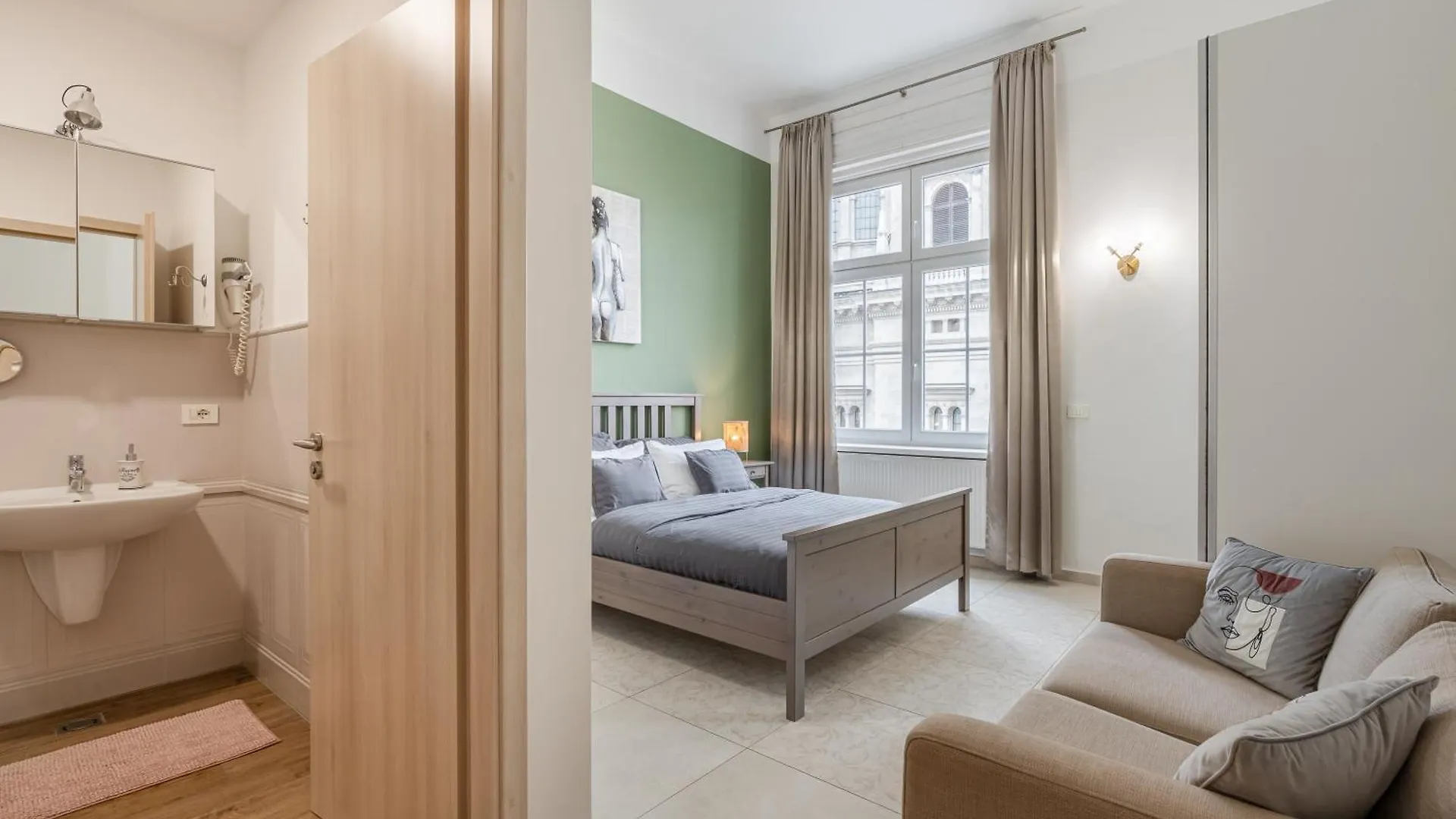 Amora Homes Basilica Monnalisa Luxury 3 Bedrooms Apartment With Amazing View Need Reservation X Free Parking Budapest